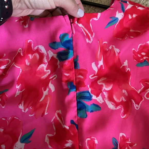 Pink Lily Floral Dress - Picture 5 of 5